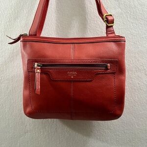 Fossil Cecilia SHB1040 Red Crossbody Leather Shoulder Bag Adjustable strap EUC